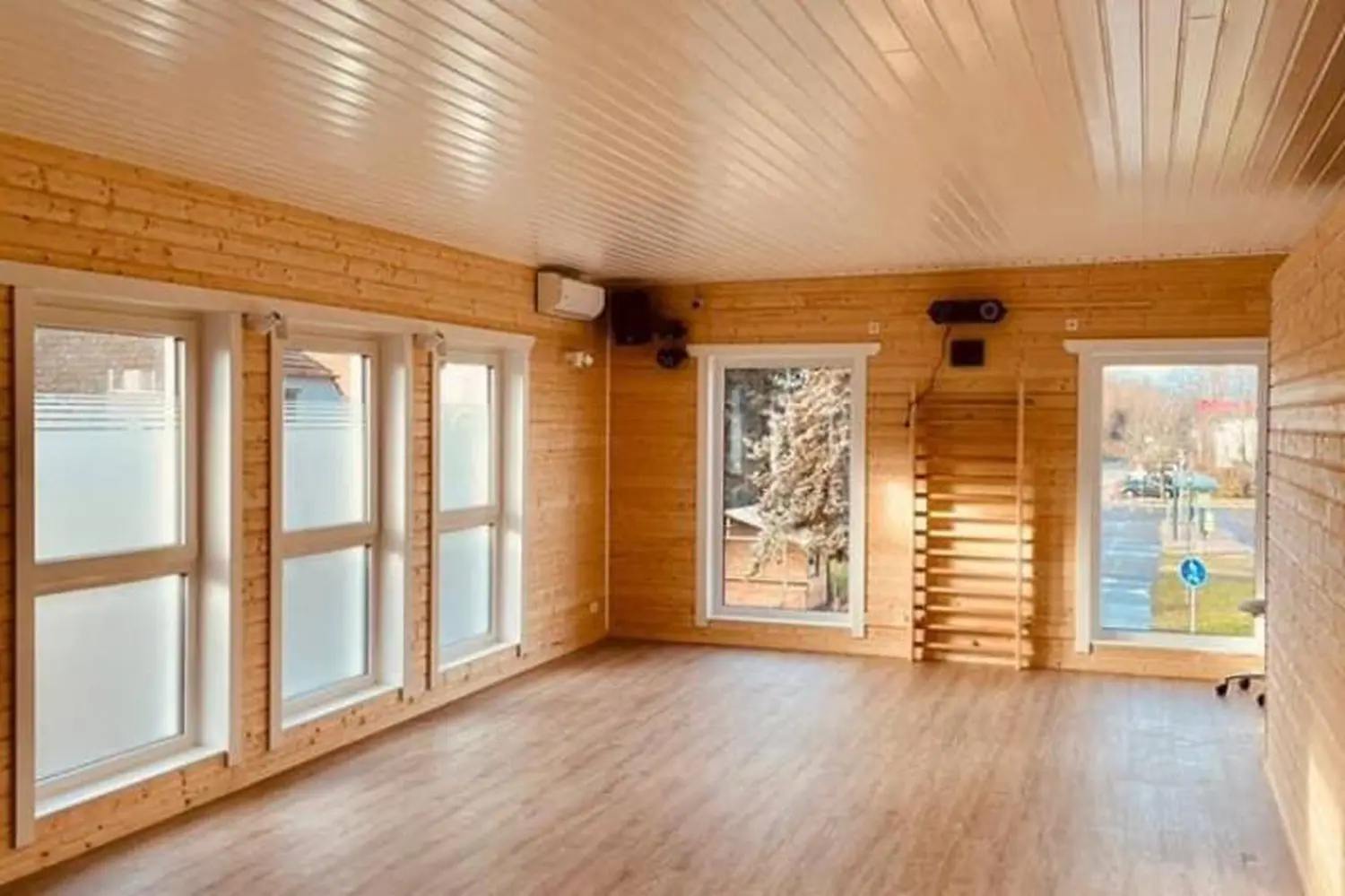 Schwimmschule Wellenreiter GmbH drinnen