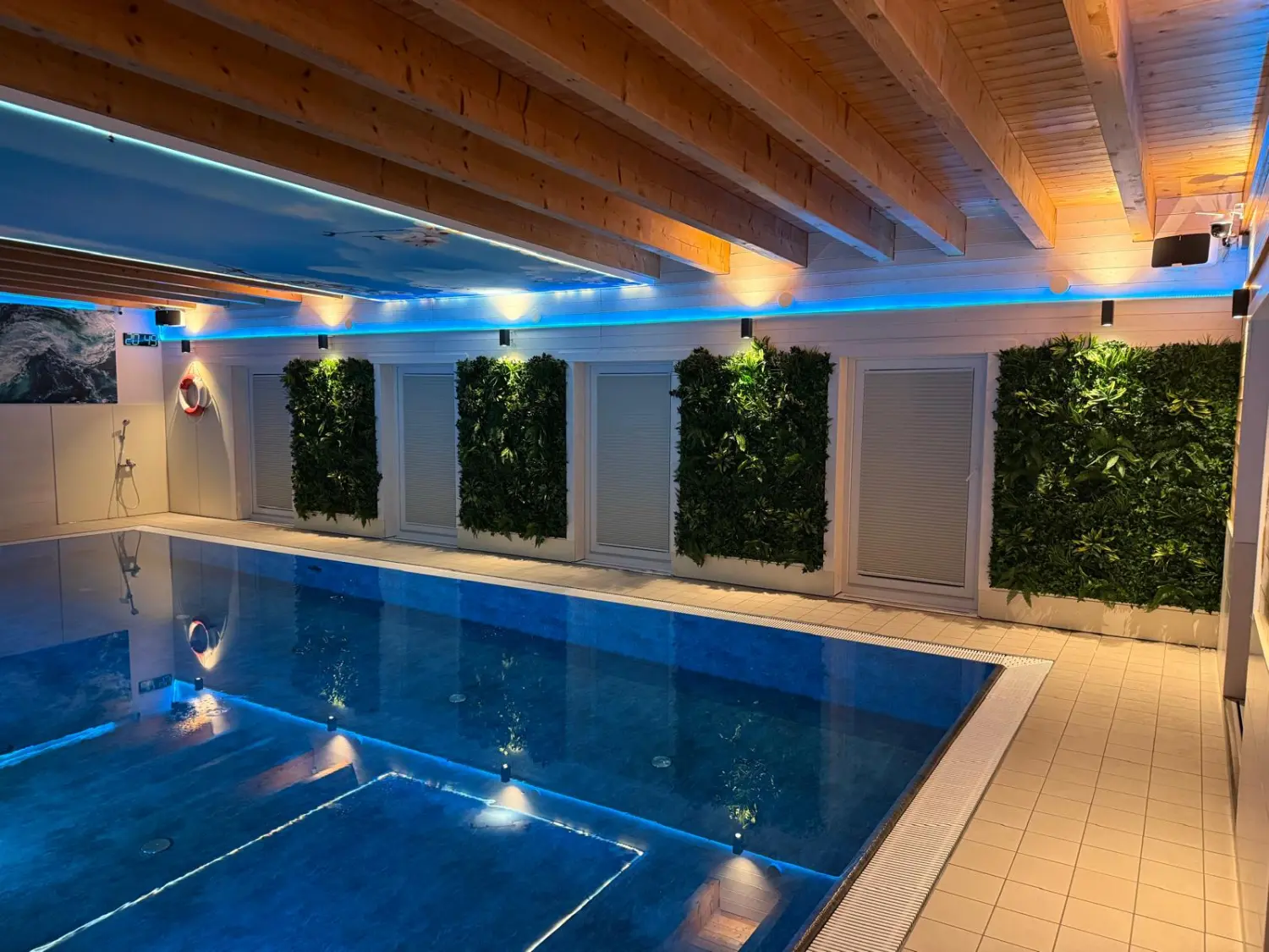 Schwimmschule Wellenreiter GmbH drinnen